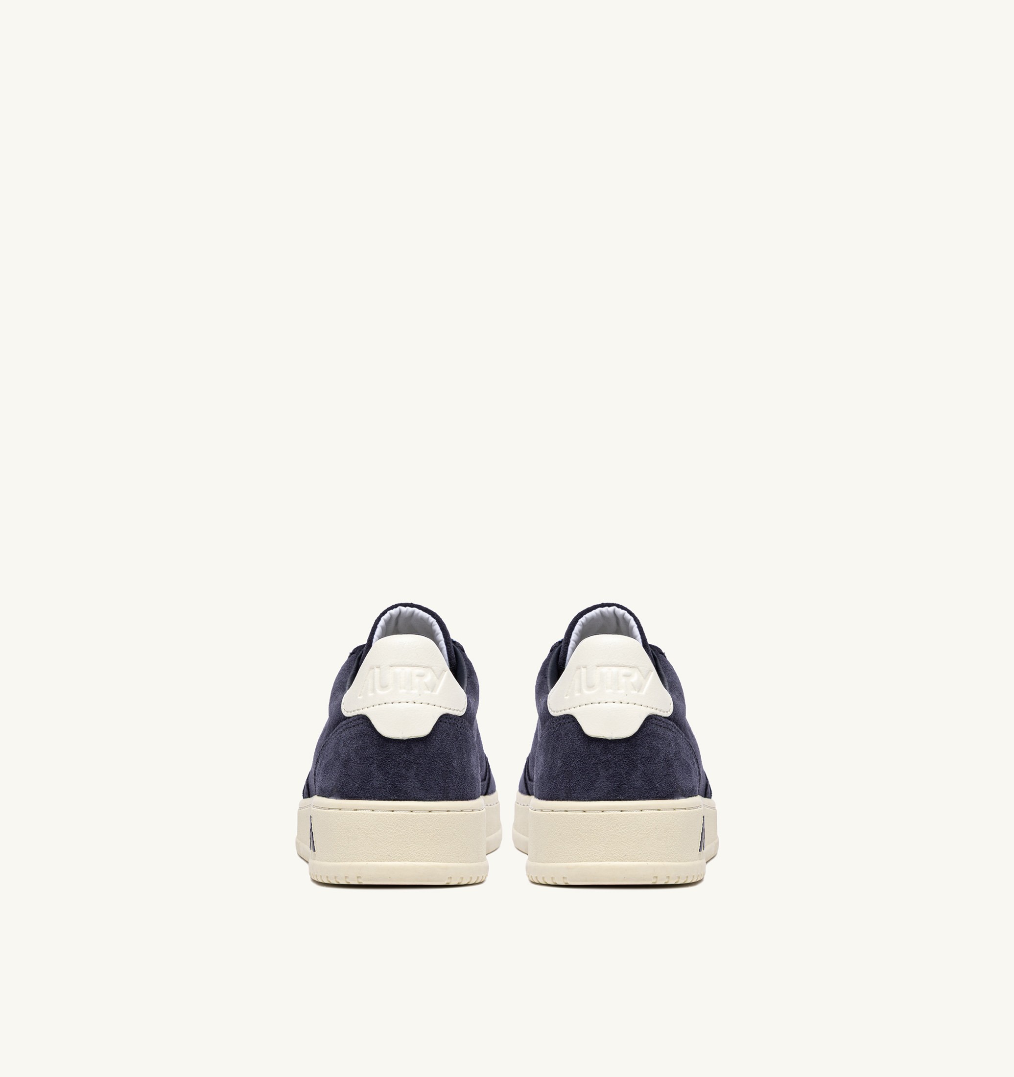 BASKETS MEDALIST LOW EN DAIM SPACE ET BLANC