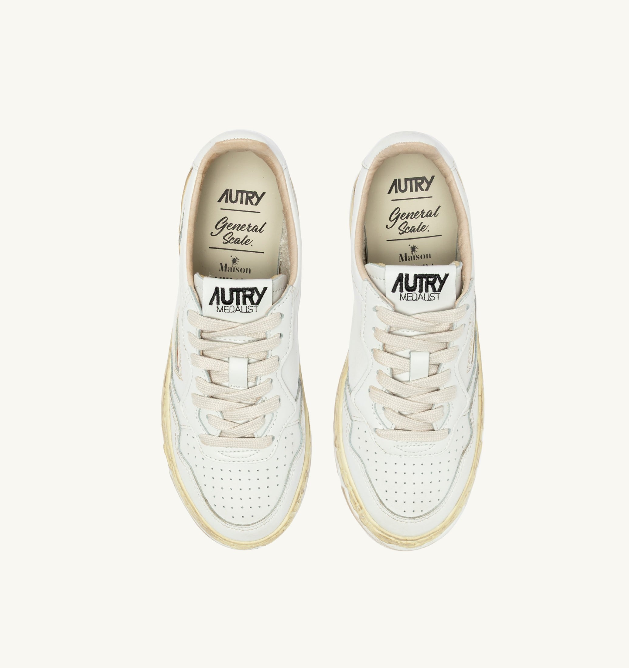 BASKETS MEDALIST LOW SUPER VINTAGE 'AUTRY X MAISON MIHARA YASUHIRO GENERAL SCALE' EN CUIR BLANC