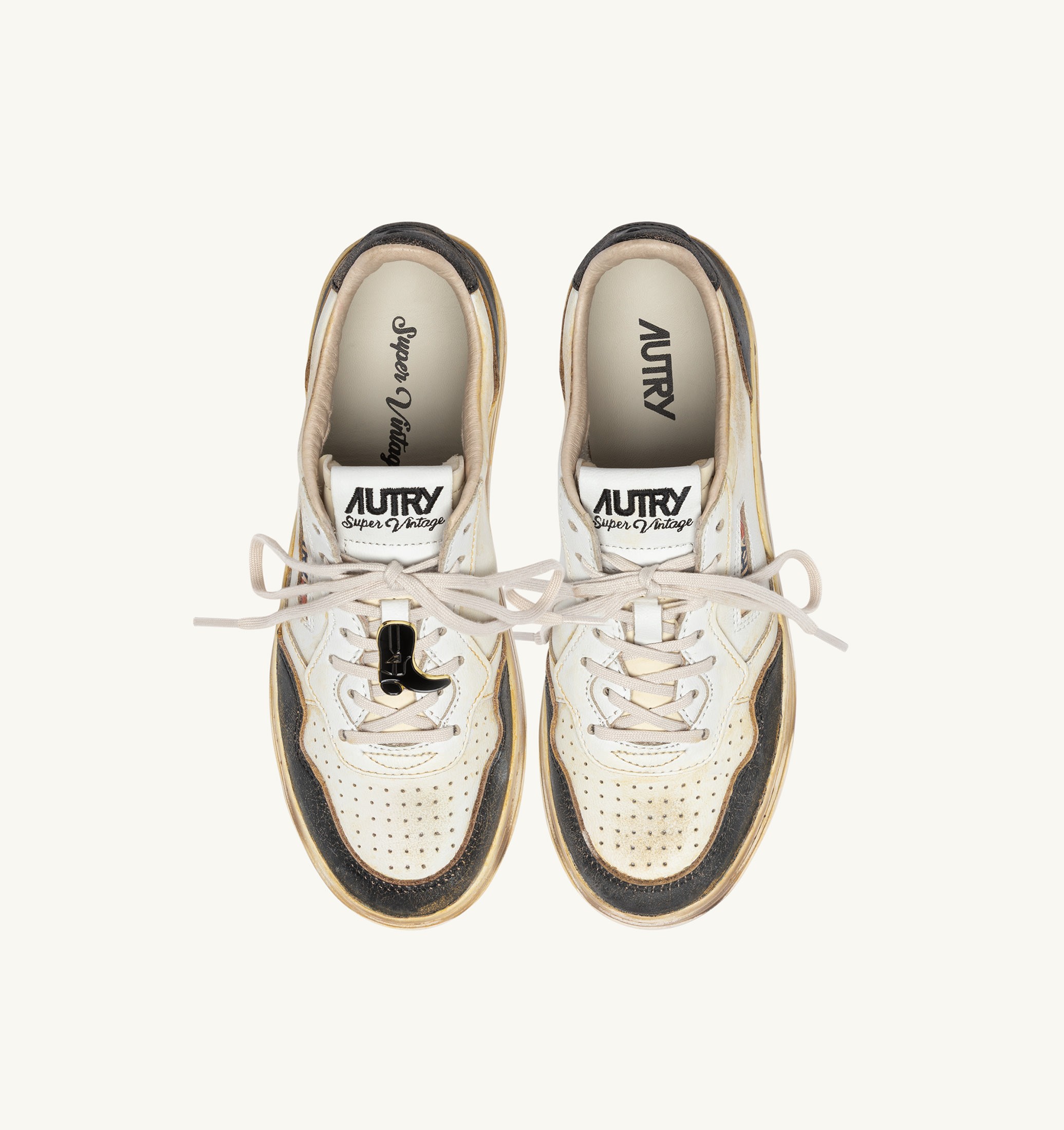 BASKETS MEDALIST LOW SUPER VINTAGE EN CUIR BLANC ET ANTIK BLACK