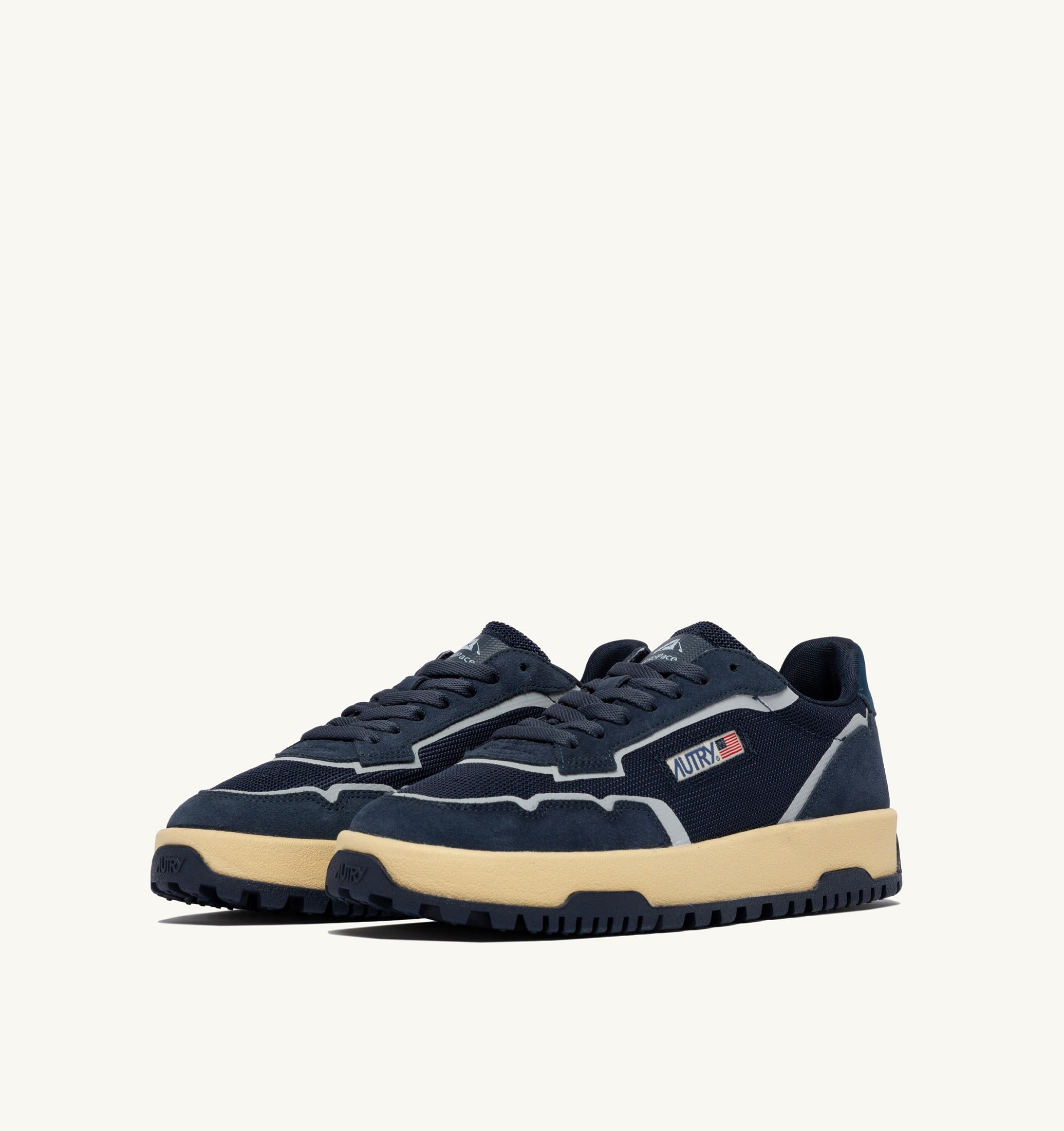 BASKETS WILDPACE LOW EN DRAGON MESH ET DAIM BLUETTE
