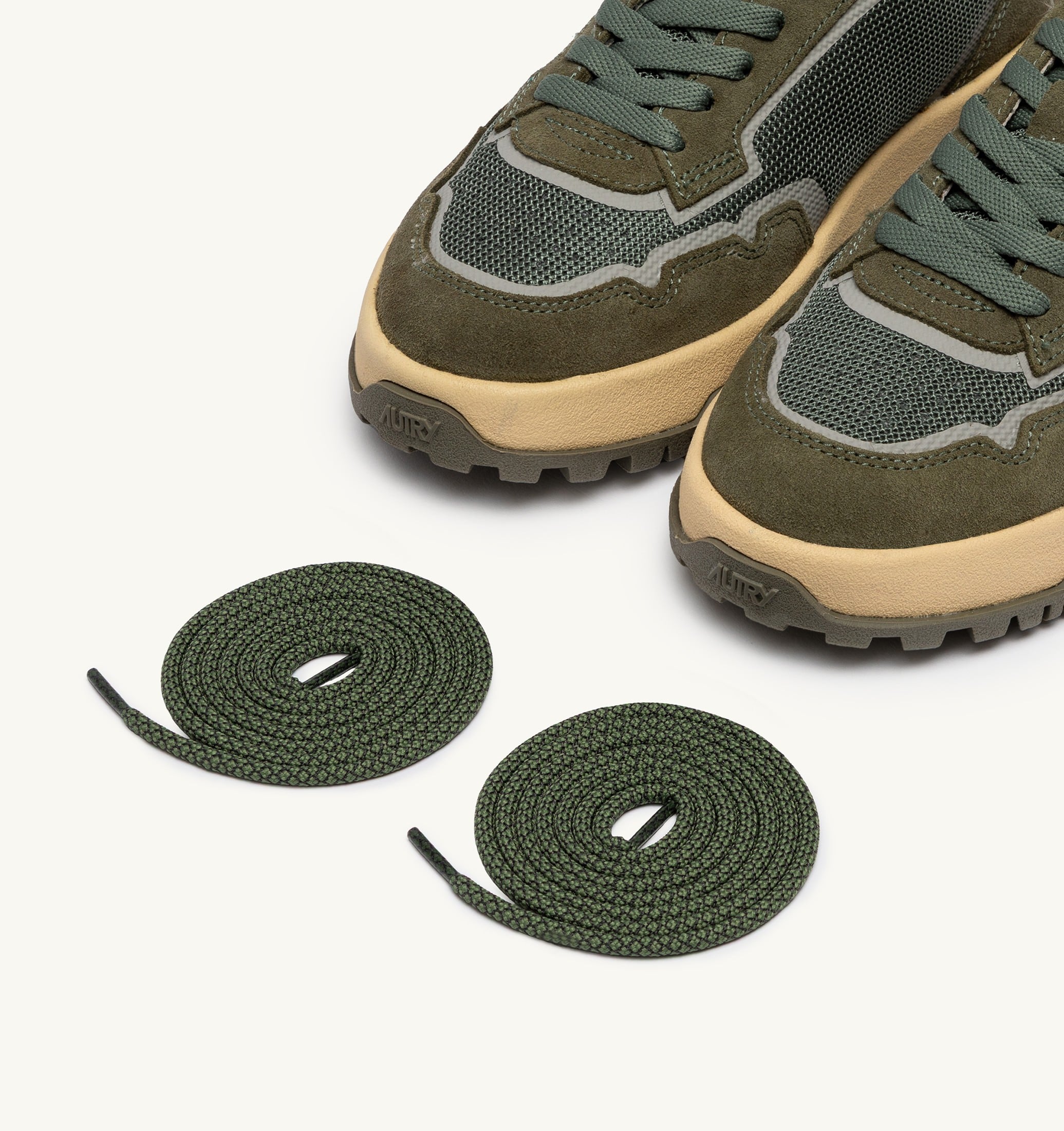 BASKETS WILDPACE LOW EN DRAGON MESH ET DAIM SCHIO ET MILITARY