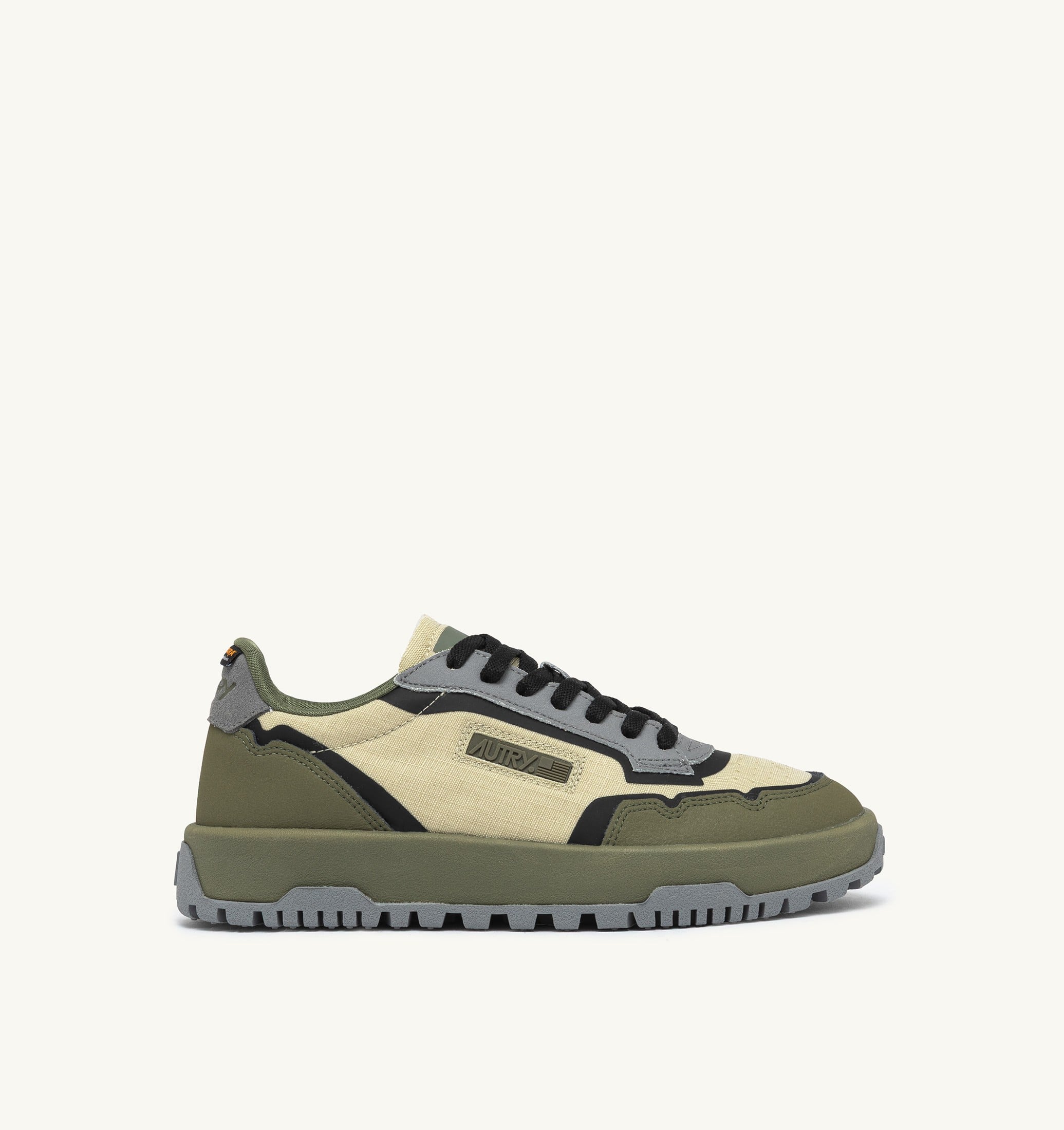BASKETS WILDPACE LOW EN NYLON RIPSTOP ET CUIR CASTLE WALL ET TITANIUM