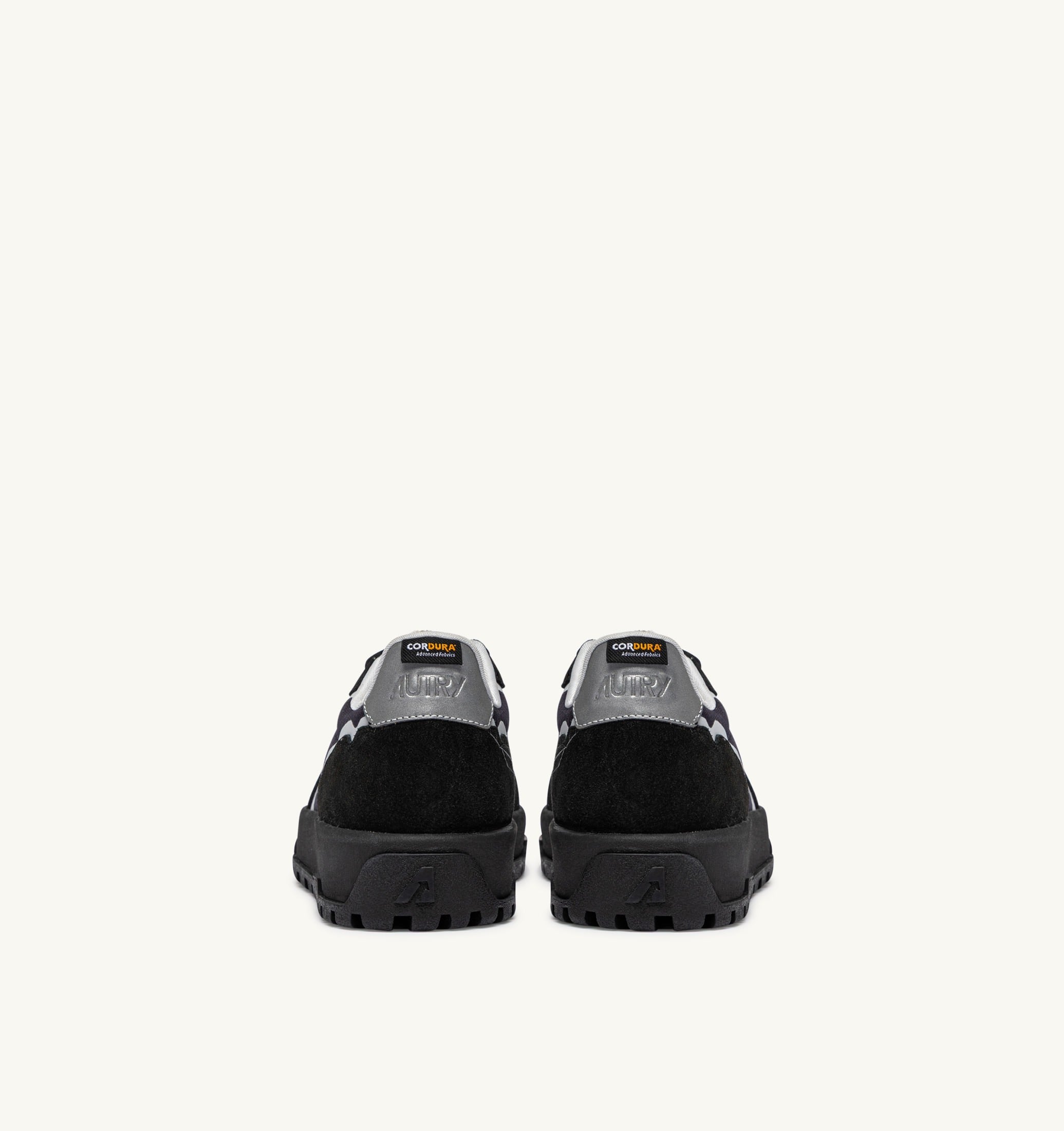 BASKETS WILDPACE LOW EN NYLON RIPSTOP ET DAIM NOIR ET ARGENT
