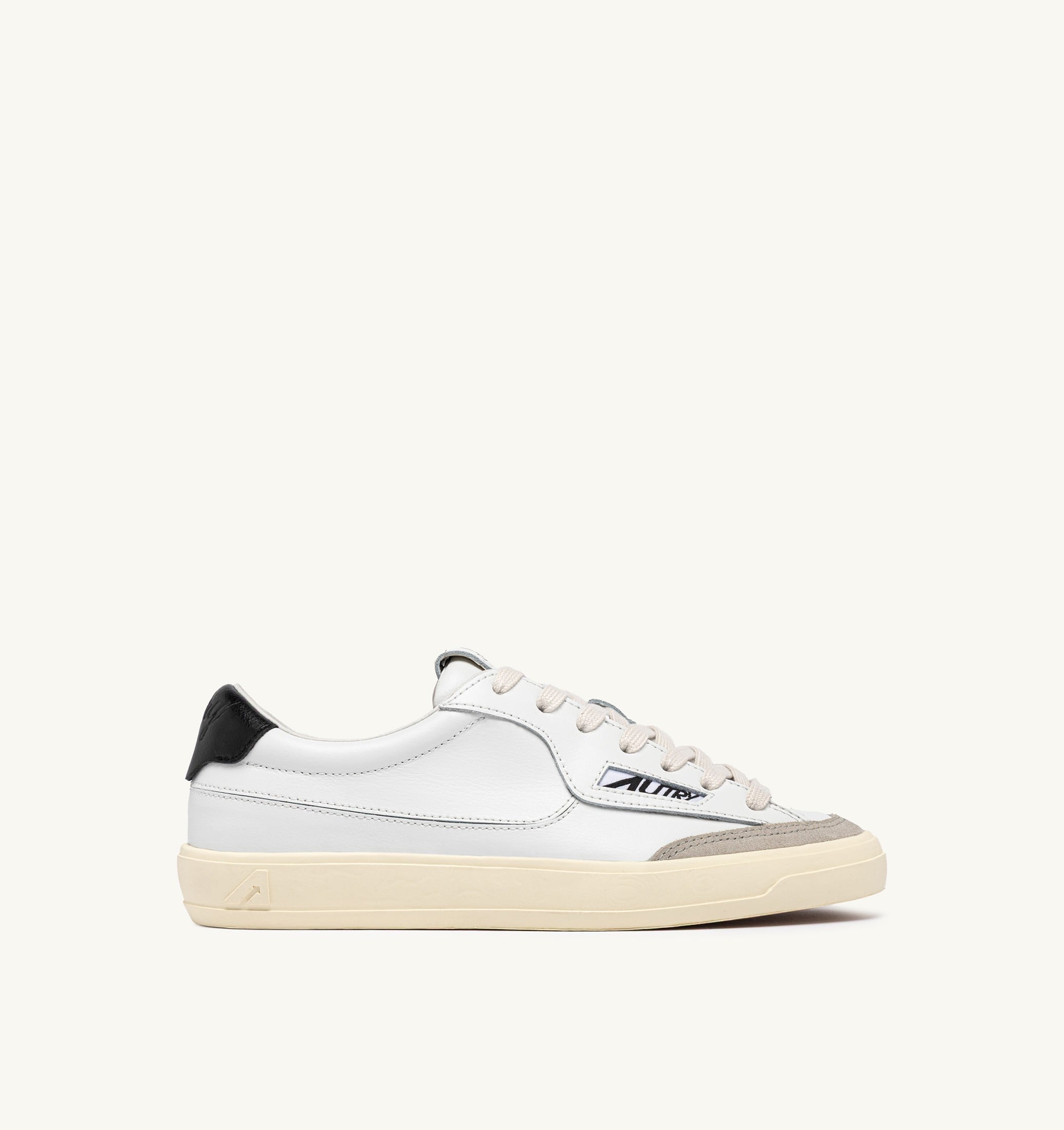 BASKETS WINDSCAPE LOW EN CUIR BLANC ET NOIR