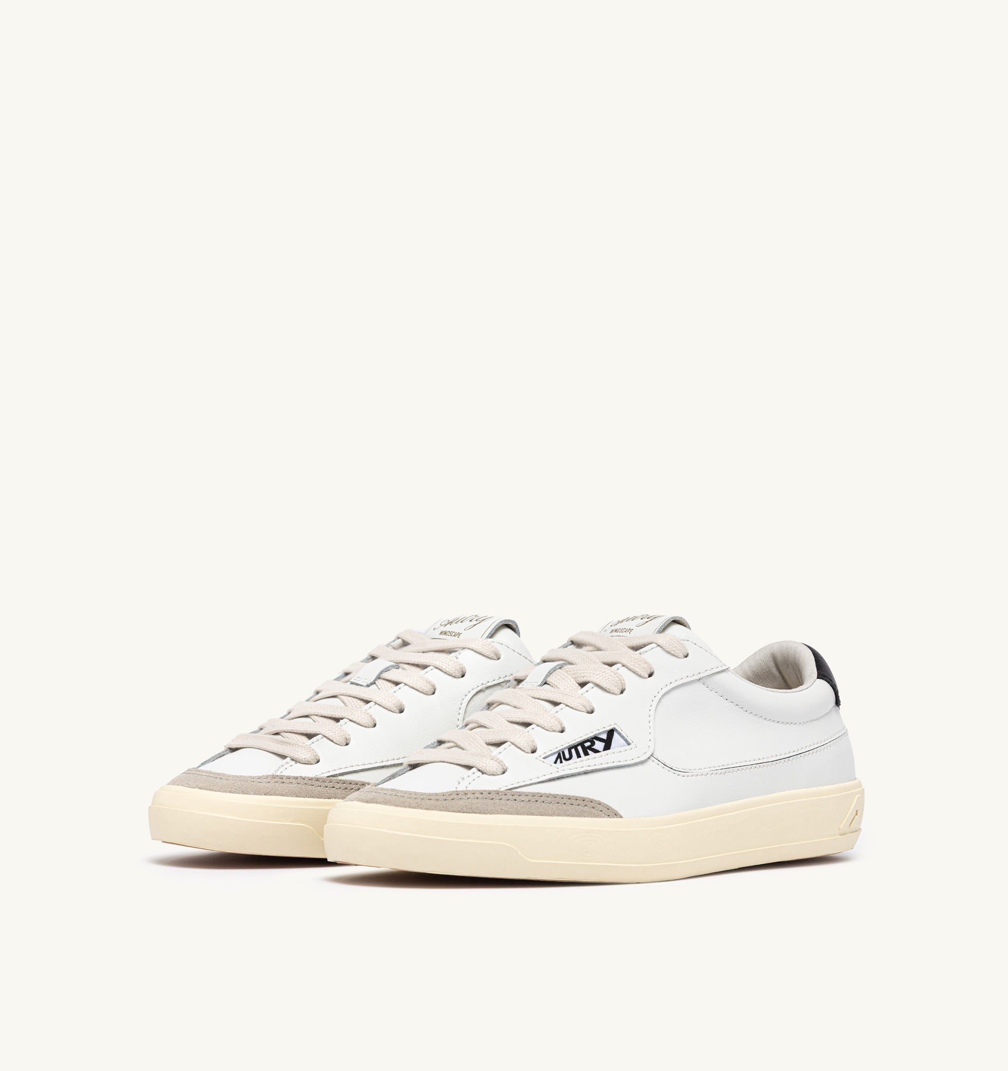 BASKETS WINDSCAPE LOW EN CUIR BLANC ET NOIR