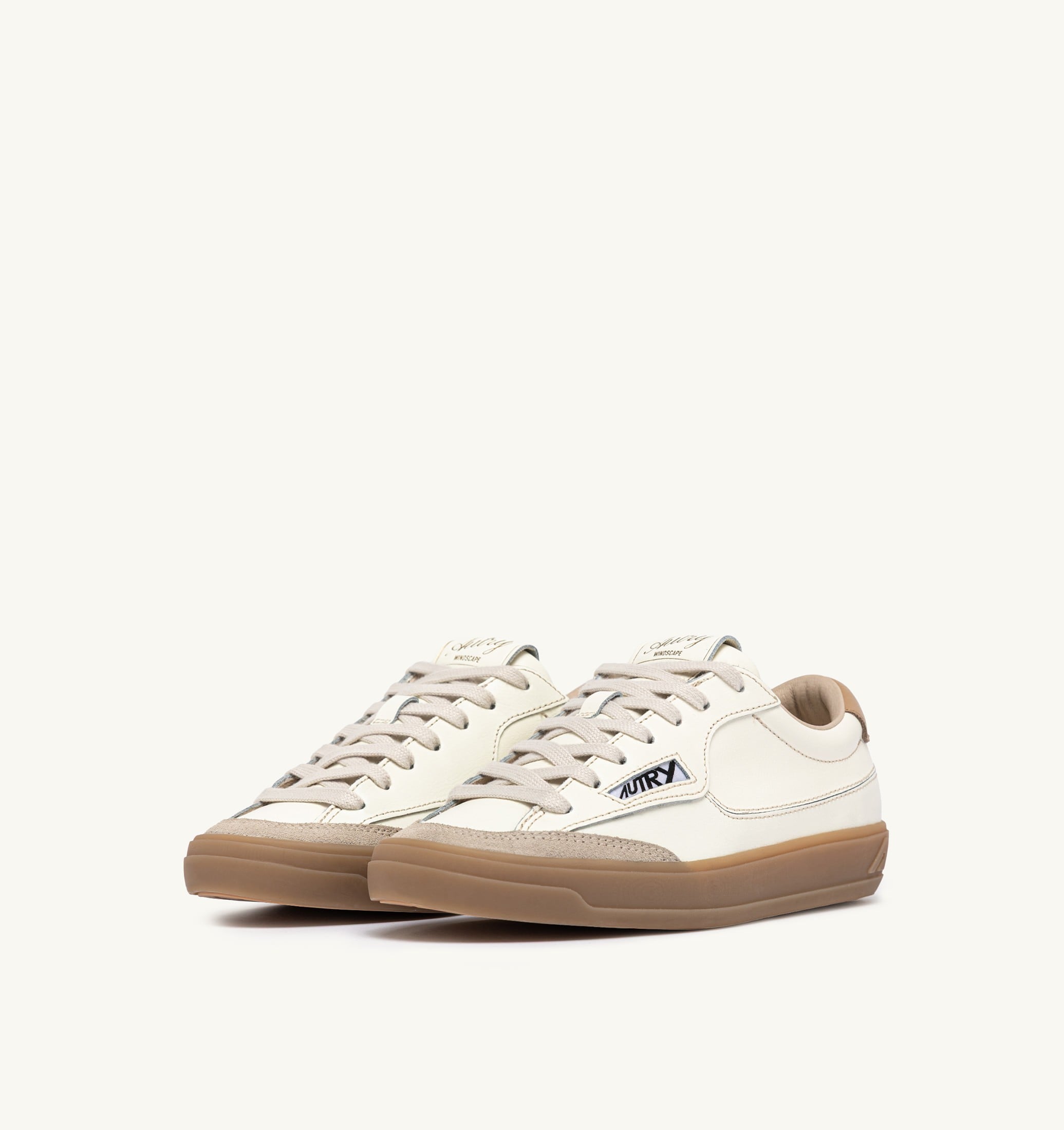 BASKETS WINDSCAPE LOW EN CUIR MARSHMALLOW ET TAN
