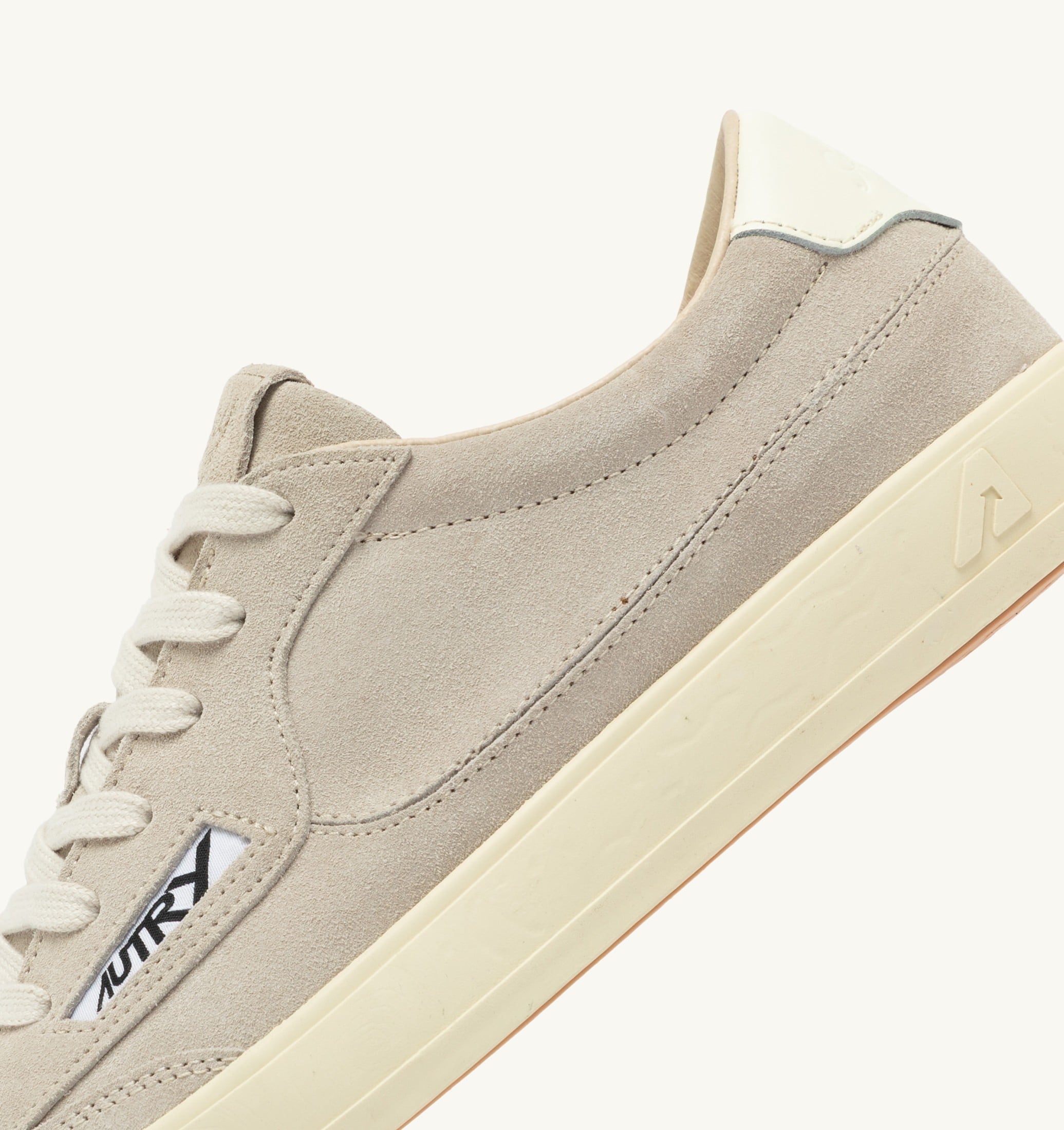 BASKETS WINDSCAPE LOW EN DAIM ROCK ET MARSHMALLOW