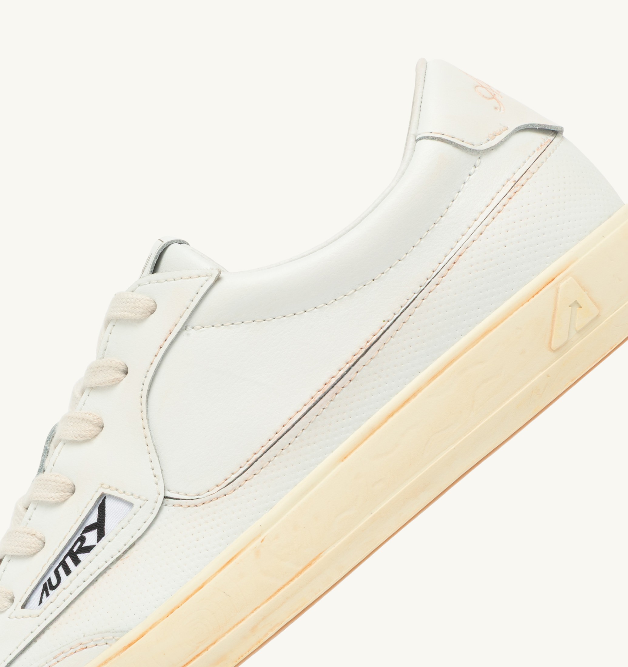 BASKETS WINDSCAPE LOW SUPER VINTAGE EN CUIR BLANC